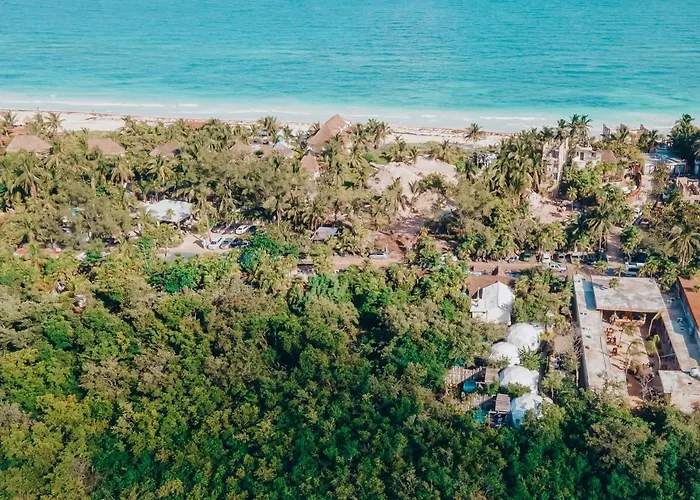 Cozy Near The Beach, Party Zone